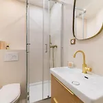 Imhost 7 -cosy Batignolles/galerie Lafayette 파리