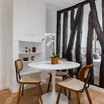Imhost 7 -cosy Batignolles/galerie Lafayette 아파트 파리